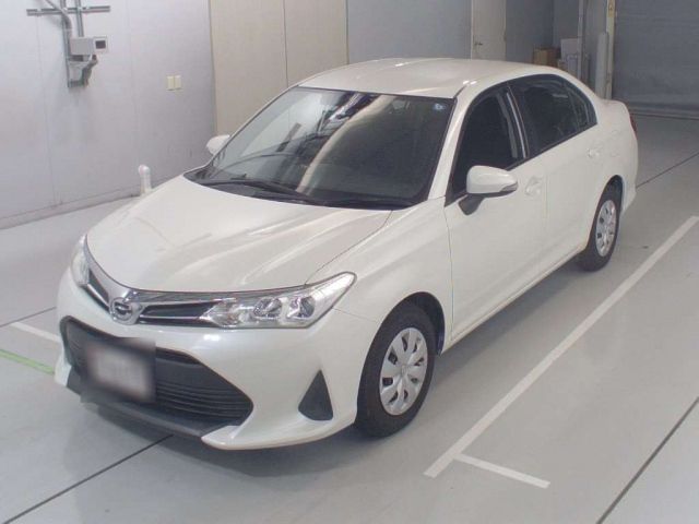 90265 Toyota Corolla axio NRE160 2017 г. (CAA Chubu)